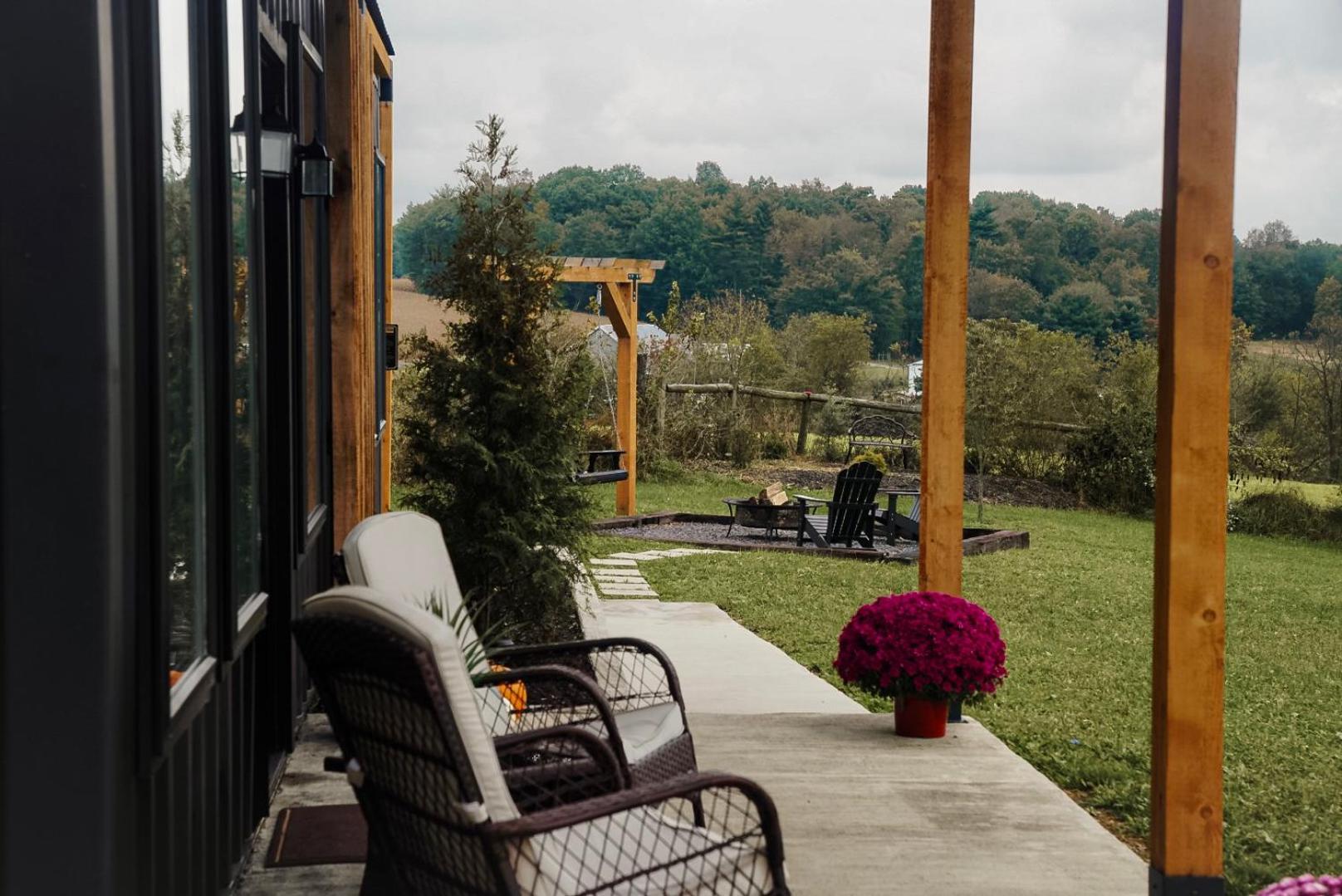 'scenic Escapes' Romantic Pine Grove Getaway! Apartment